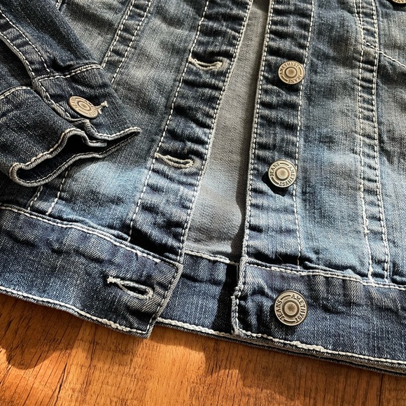 Amethyst Blue Jean Jacket - Picture 2 of 9